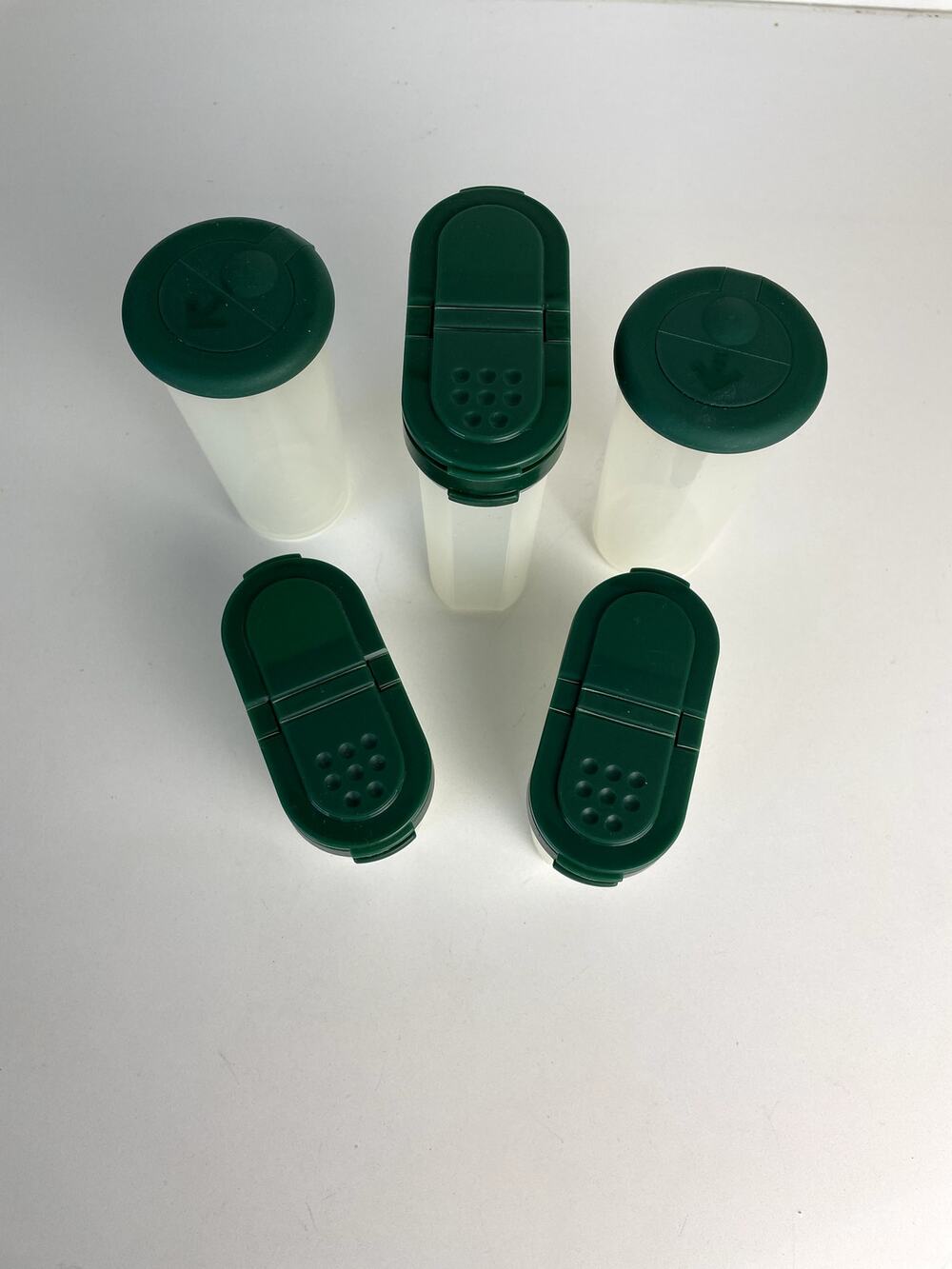 VTG Tupperware, Spice Container Storage Set of 7 with Lids, Food Kitchenware